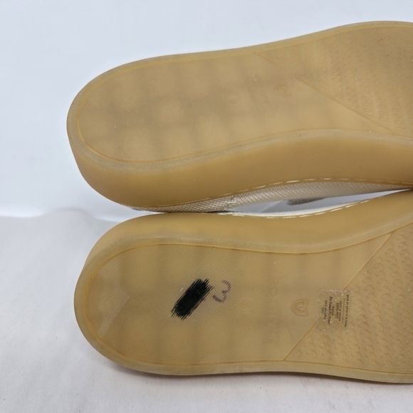 Rothy's Women's Slip On Sneakers Sz 8 Vanilla Bean Color Ultimate Comfort Shoes - Picture 7 of 14